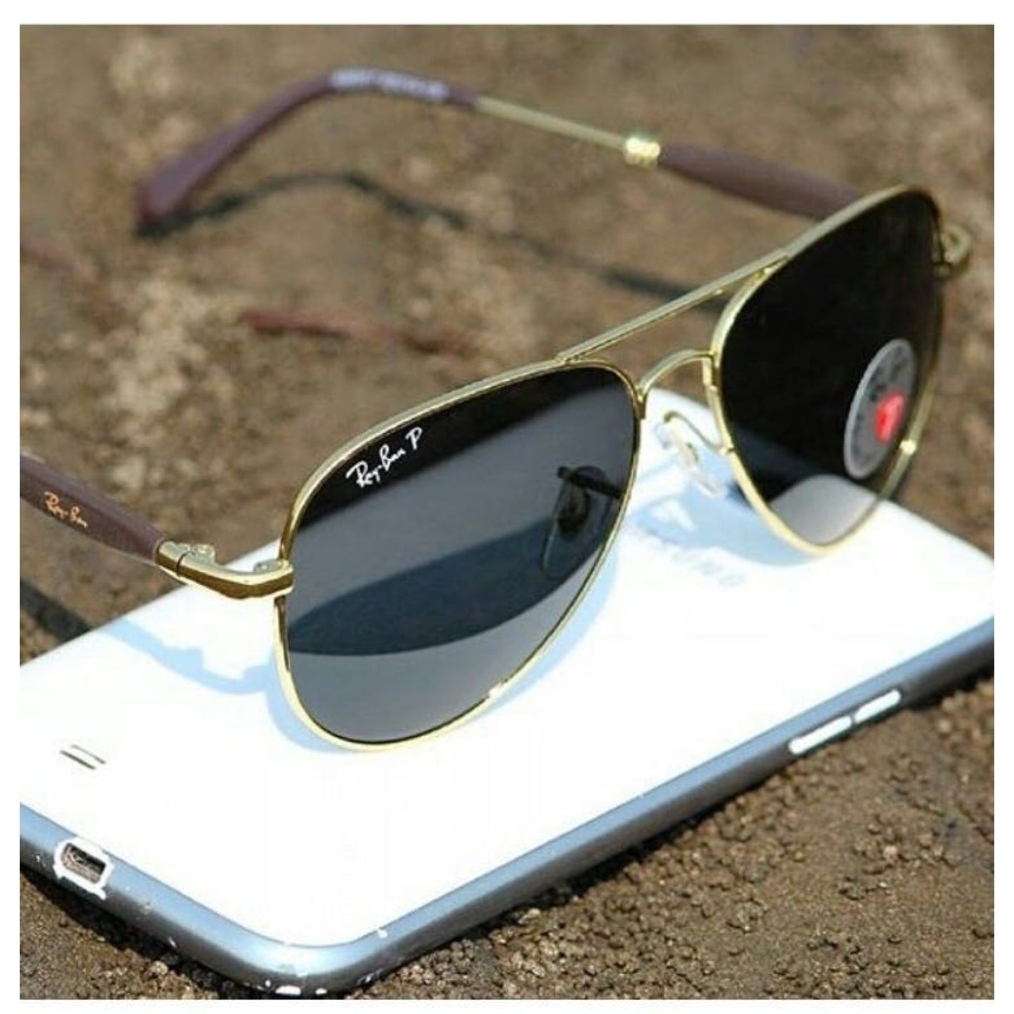 Top Trendy Hot Favorite All Season Special Vintage Ray Ban Fancy Sunglass For Daily Causal Evergreen UV Protected For Unisex.