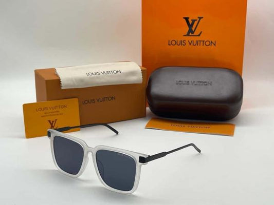 Lou_is Vui_ttion Ice Black