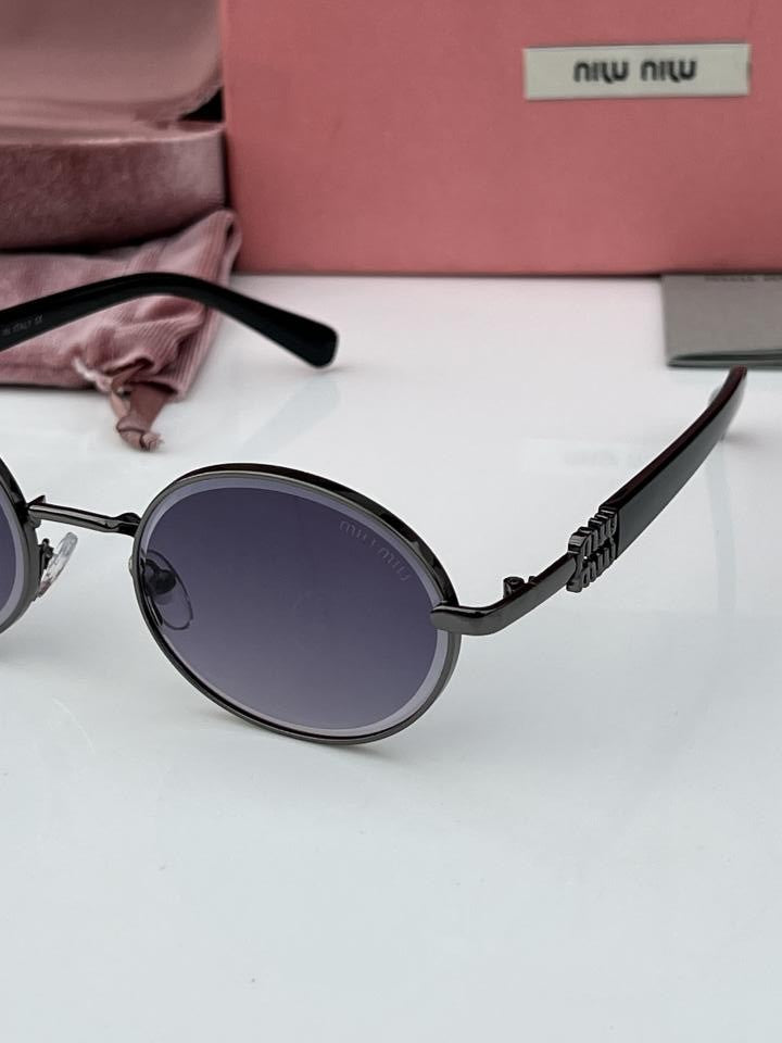 Miu_Miu 1423 Black Shaded