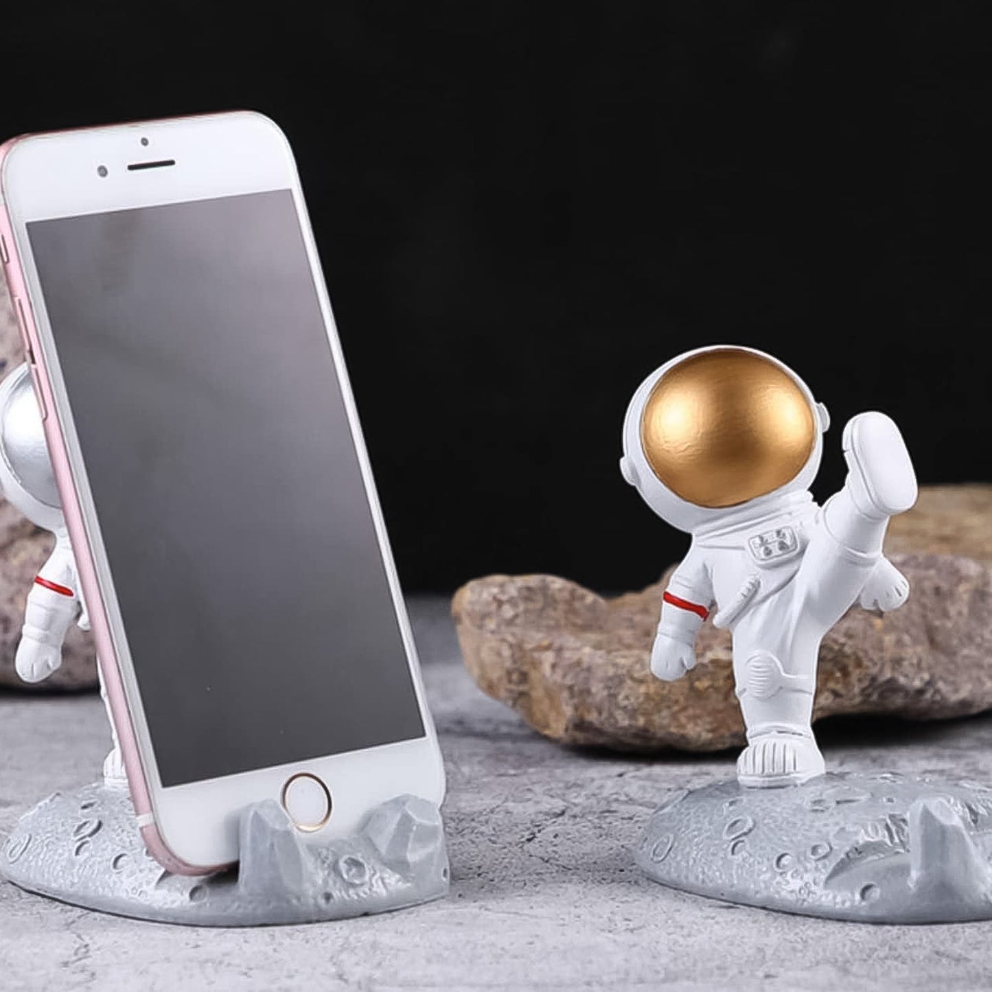 Creative Astronaut Mobile Holder 3D Spaceman Phone Stand | Resin Desktop Phone Holder for Car Dashboard, Desk & Home Decor (1 Pc)
